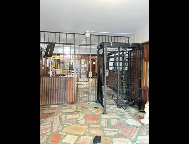 1 BEDROOM APARTMENT FOR SALE IN DURBAN CBD